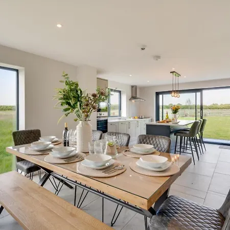 4 Bed In Crosby Oc-b31135 Vakantiehuis