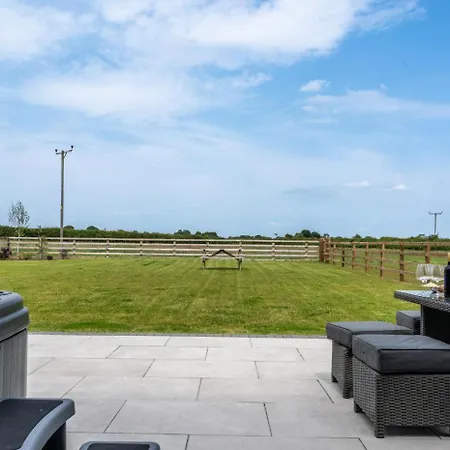 4 Bed In Crosby Oc-b31135 Vakantiehuis *