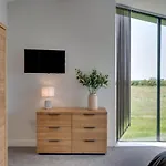 4 Bed In Crosby Oc-b31135 Holiday home *