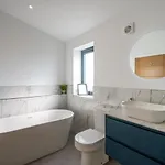 4 Bed In Crosby Oc-b31135